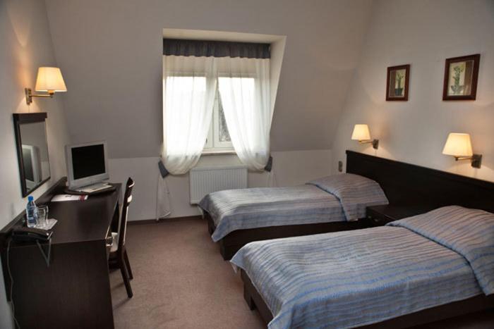 Portius Hotel Кросно Стая снимка