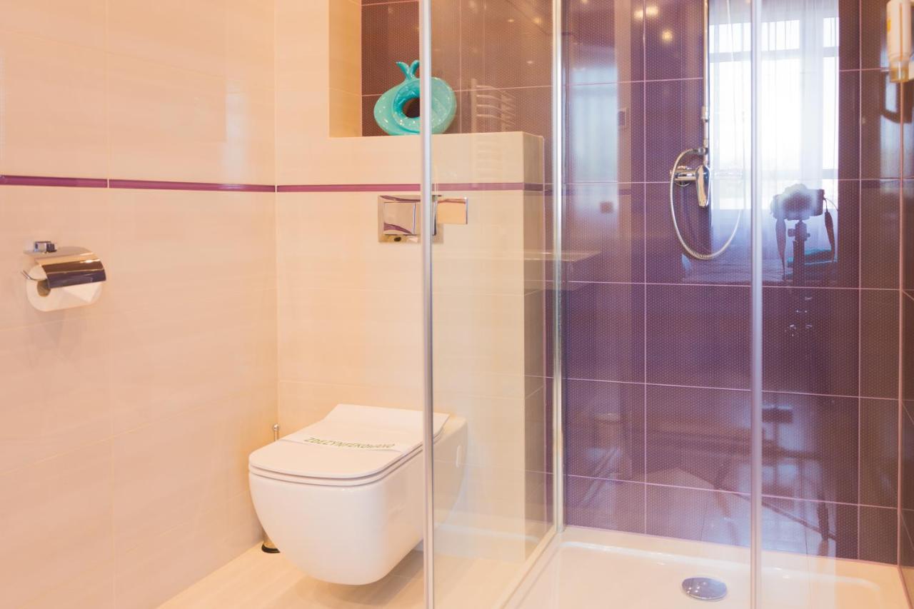 Portius Hotel Кросно Екстериор снимка